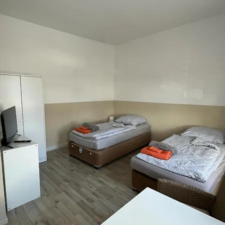 מלון Doppeltimmer Tv-bad-kuehlschrank-10