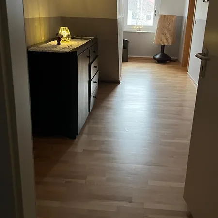 Doppeltimmer Tv-bad-kuehlschrank-10 מלון Meine