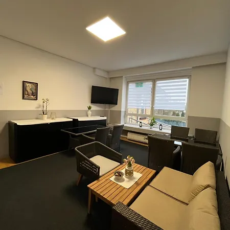 Doppeltimmer Tv-bad-kühlschrank-10 Meine